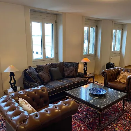 Geneve, Plein Centre,belle Vue Lac, Splendide Et Grand Apartment